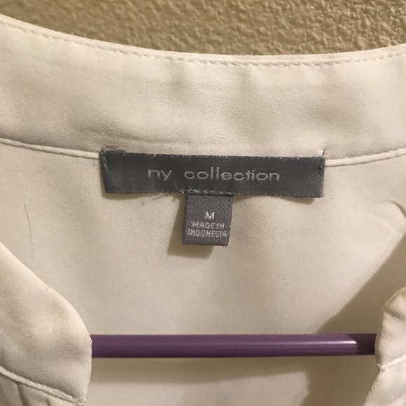 White blouse - Picture 2 of 2